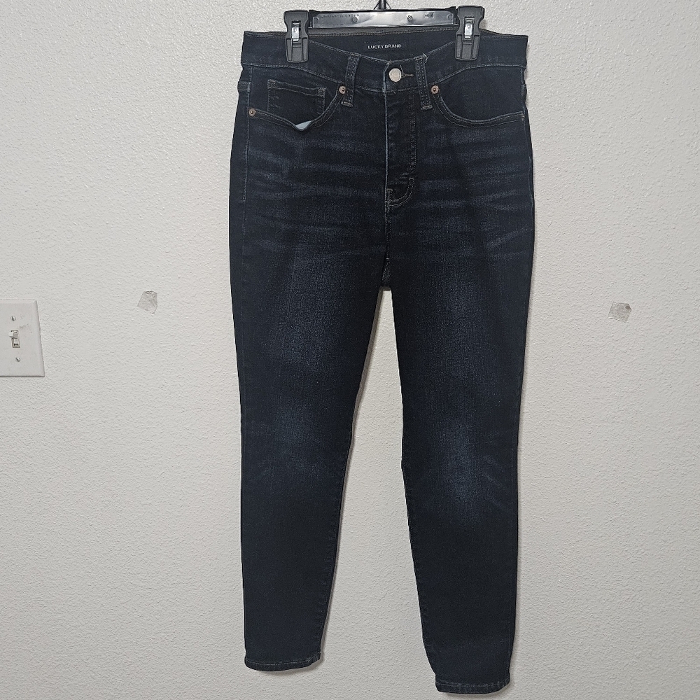 Lucky Brand high rise skinny Bridgette jeans see description for sizing